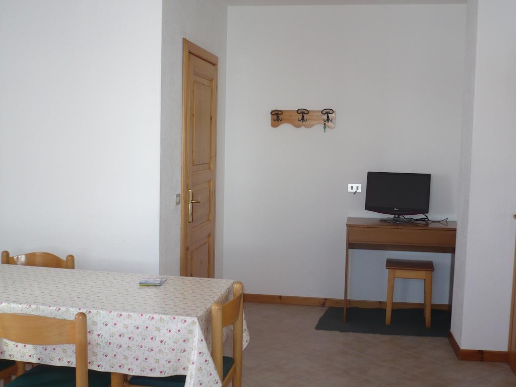 Casa Gembre Apartment Livigno Room photo